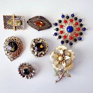 Vintage Brooch Lot